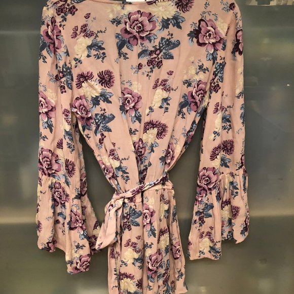 American Eagle Romper - Picture 3 of 3